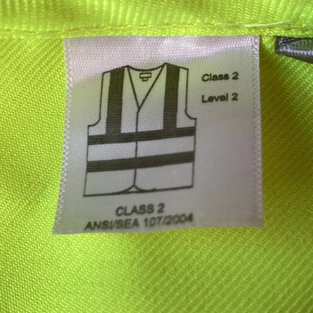 NWOT SAFETY REGULATION VEST. NEVER WORN CLASS 2, LEVEL 2 BERNE SZ LR - Picture 10 of 11